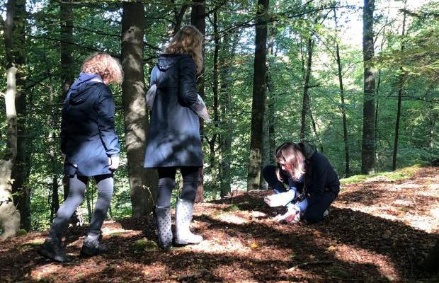25.000 skoleelever fandt nye, sunde bakterier i naturen